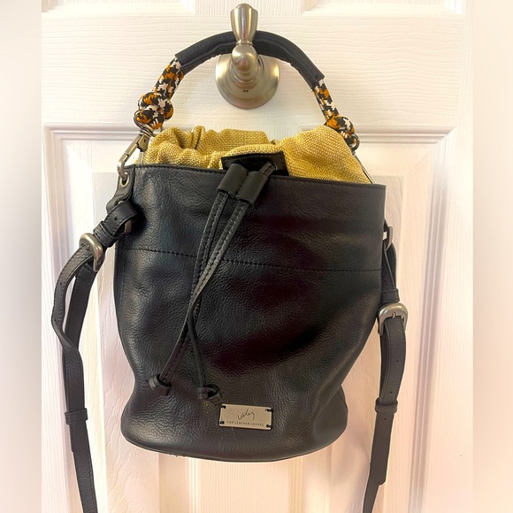 Vélez bucket purse - Picture 1 of 4